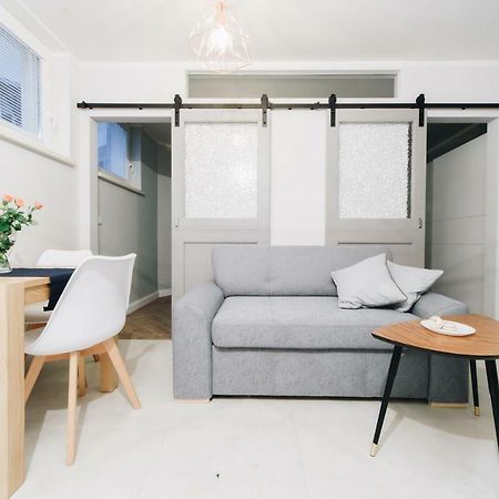 M6 Main Square Stylish One Bedroom Krakow Luaran gambar