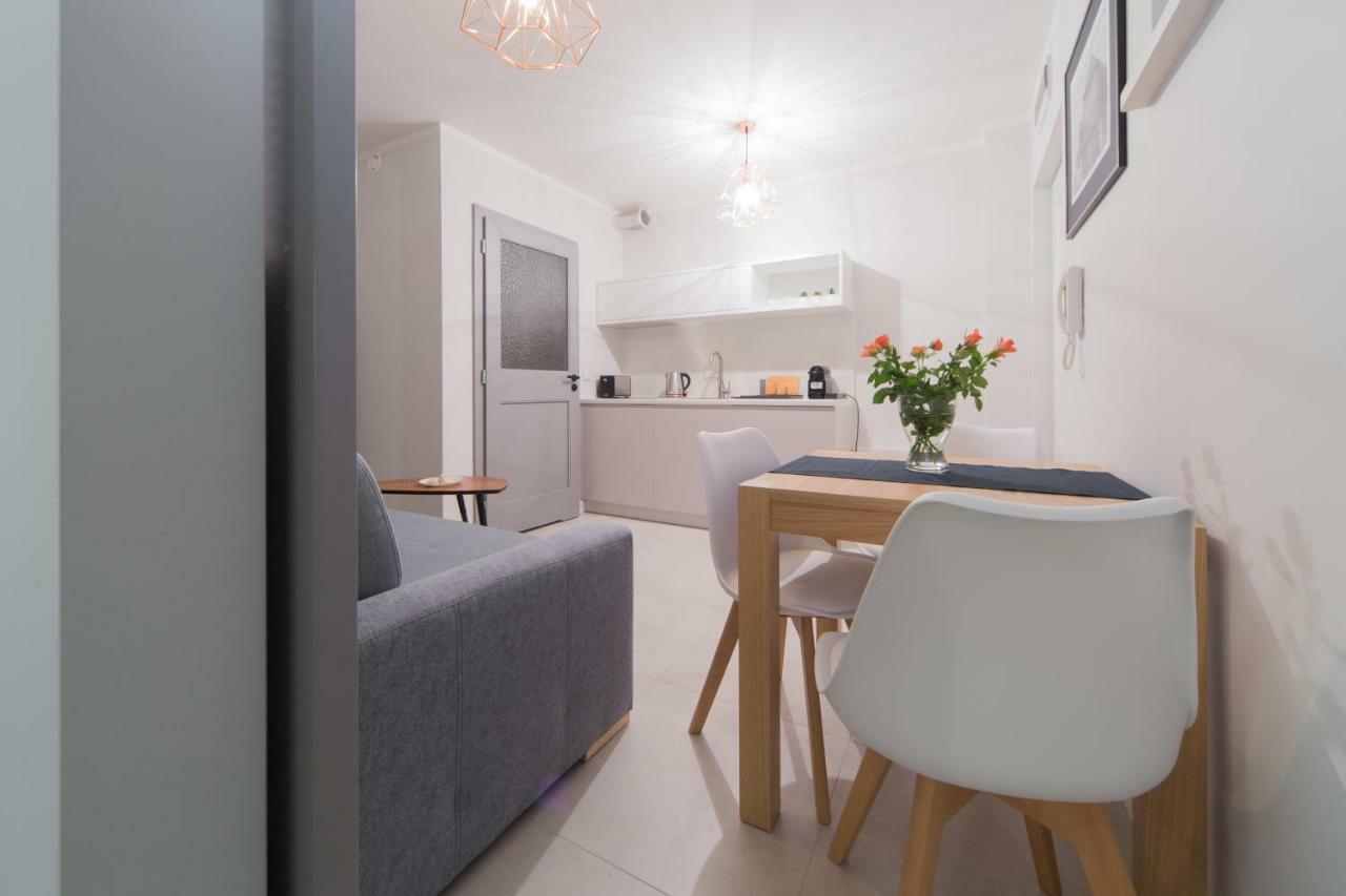 M6 Main Square Stylish One Bedroom Krakow Luaran gambar